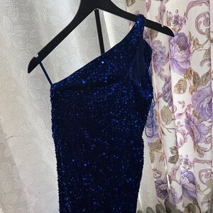 One-Shoulder Navy Blue Sequin Dress